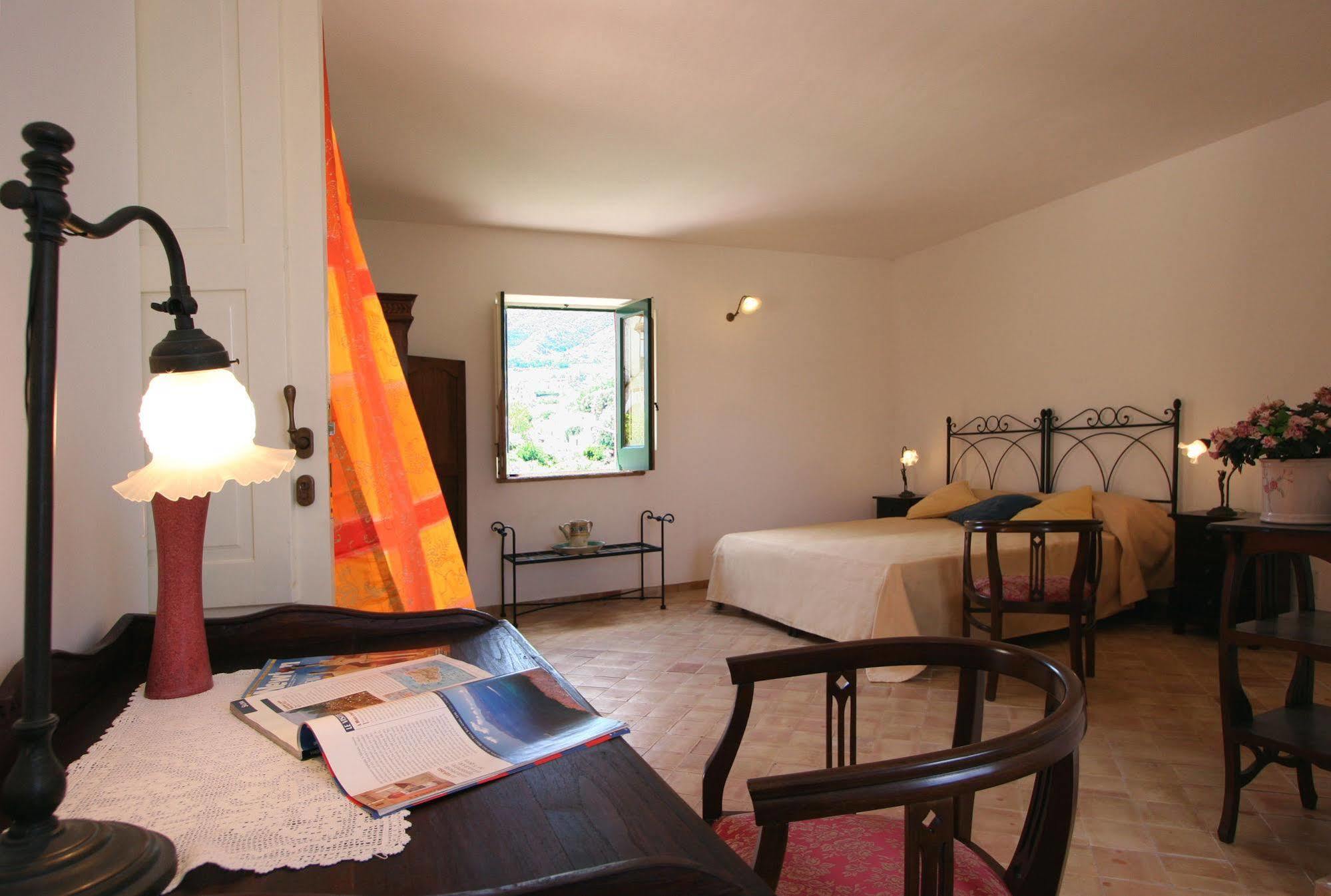 Il Gelso Vacanze Malfa  Ngoại thất bức ảnh